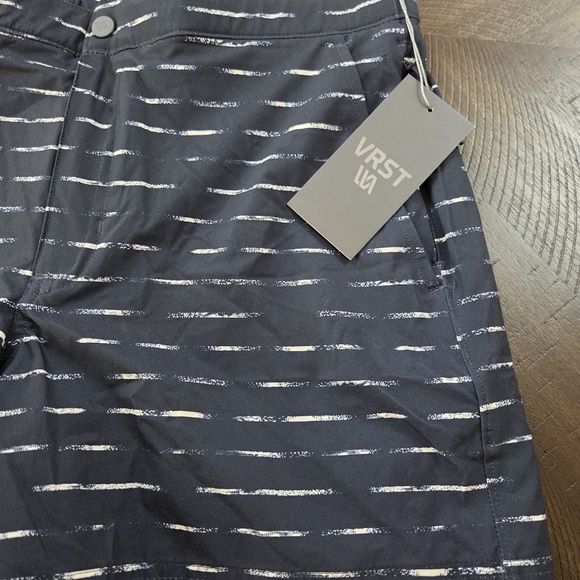 VRST Other - VRST Mens Medium Navy Sand Washed Stripe 5" Resort Slim Fit Shorts New Beach